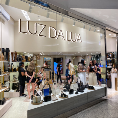 Luz da Lua reforça mix de grandes marcas nacionais e internacionais do Itajaí Shopping