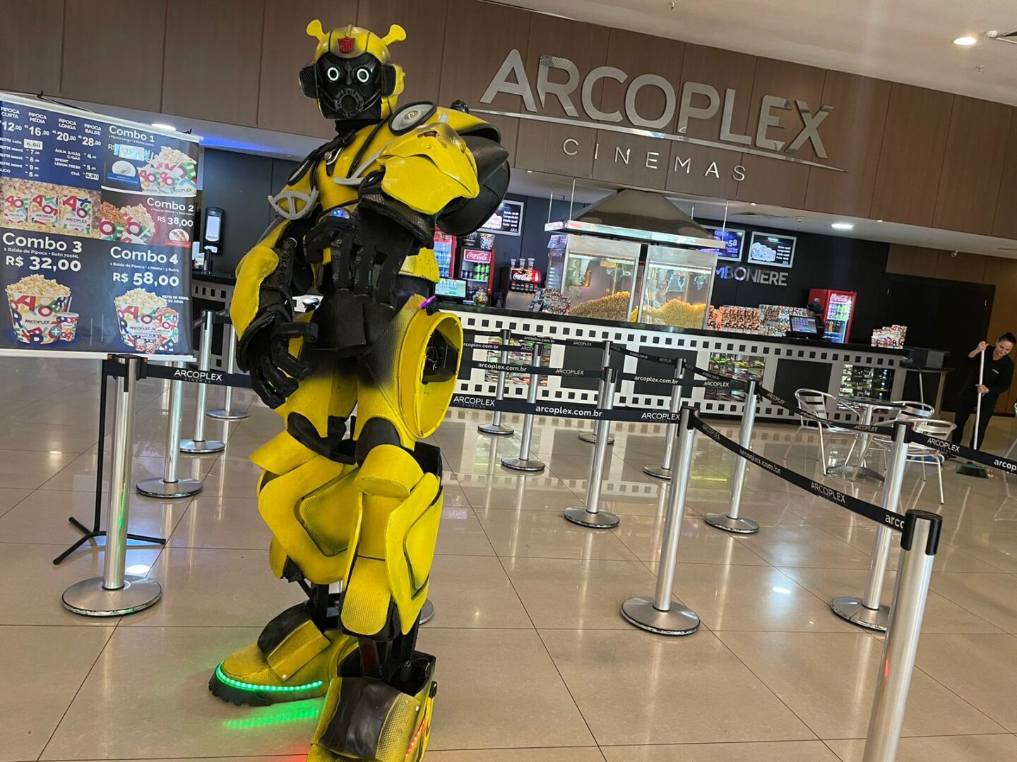 A Ordem Cronológica dos Filmes Transformers: Um Guia Completo - Itajaí  Shopping