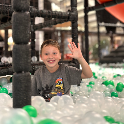 Volcano of Adventure: vulcão e dragões fazem parte da nova atração infantil no Itajaí Shopping