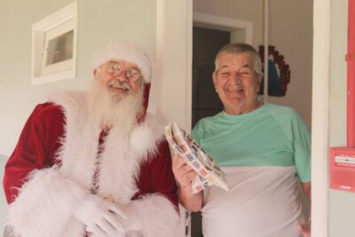 Doces Presentes de Natal: Faça o Natal de um idoso mais feliz com carinho e esperança