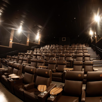 Itajaí Shopping inaugura primeira sala VIP de Itajaí com conforto e exclusividade